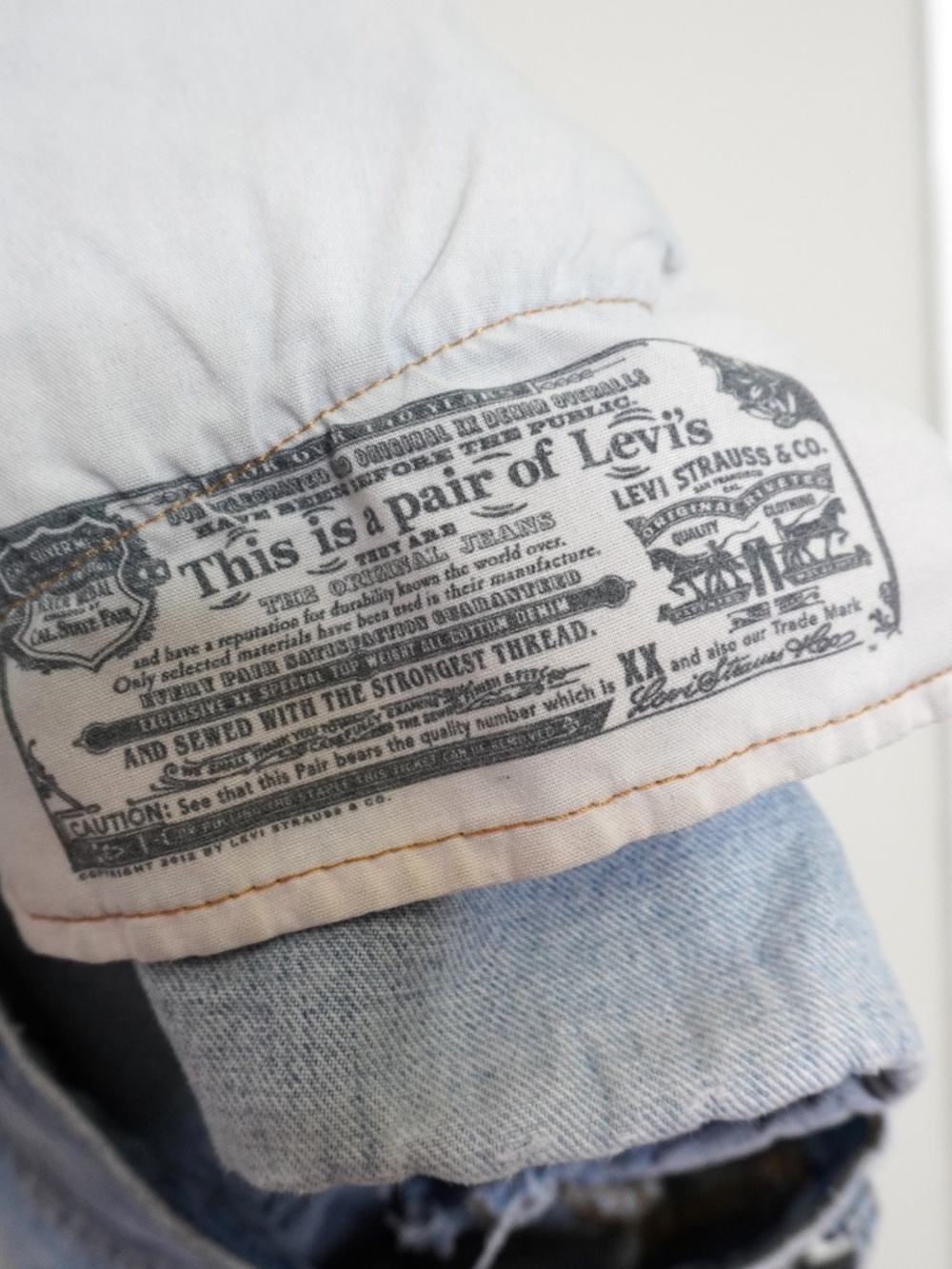Levi's 501 Original cut-off denim shorts, Size 30 - Picture 5 of 5